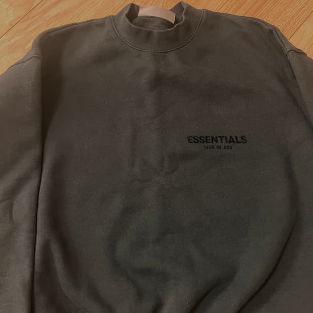 피어오브갓 에센셜 기모맨투맨