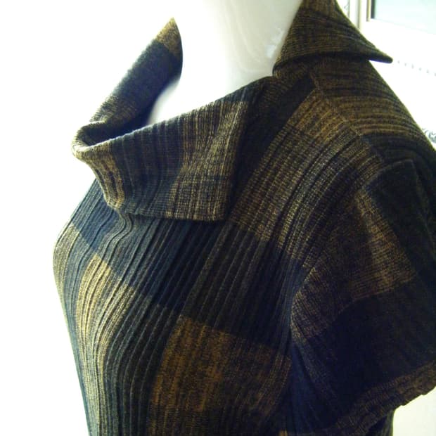 [Casalinga] Cowl Neck Knit Top