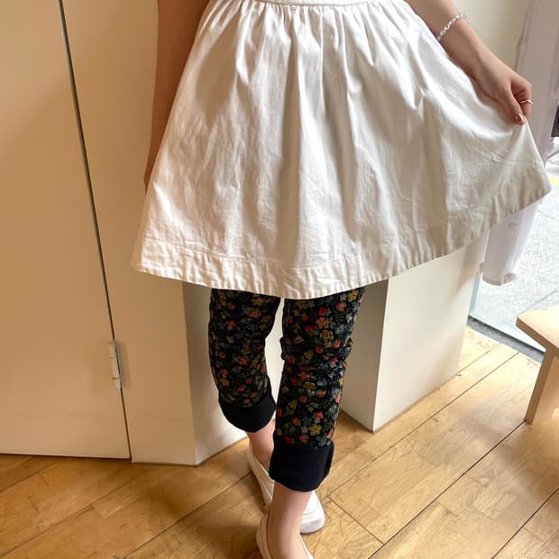 Floral pants