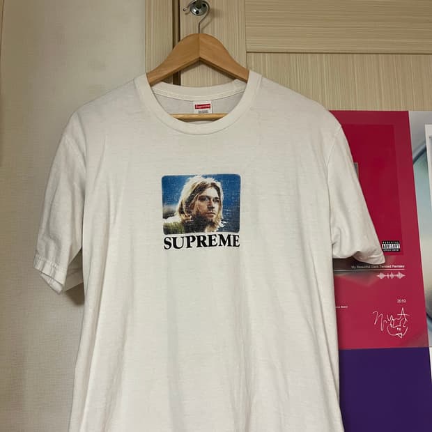 슈프림 커튼코베인 L