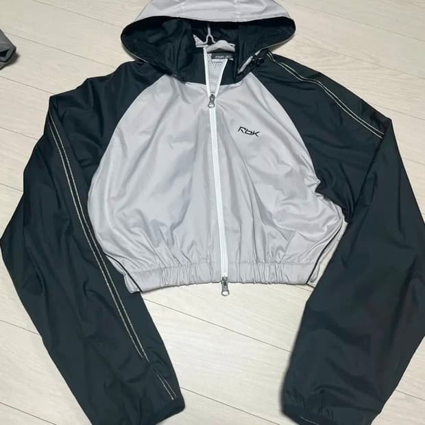 김코디 재미삼아 리폼 크롭 빈티지 커스텀 바막 리복 후드 바람막이 집업