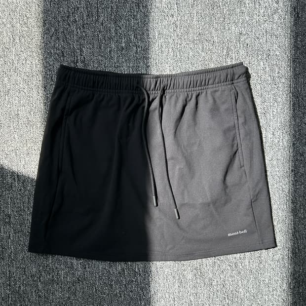 몽벨 블랙 밴딩 스커트