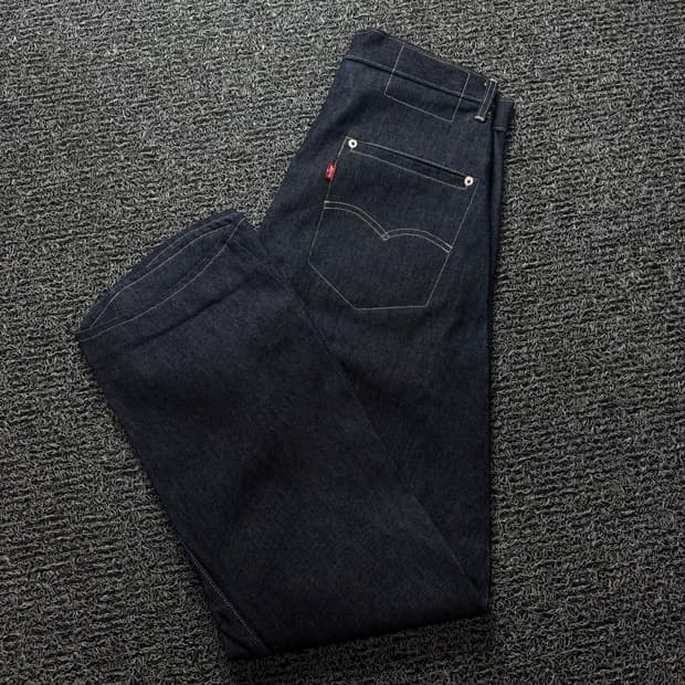 리바이스 USA 오리지날 엔지니어드진 생지 데님 팬츠 1385