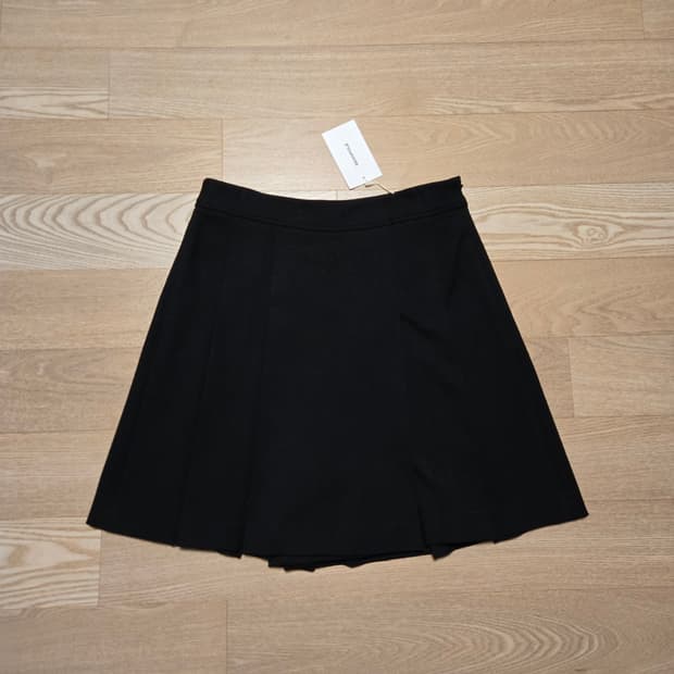 [26/미착용] 빈폴 여성 플리츠 치마 바지 2024