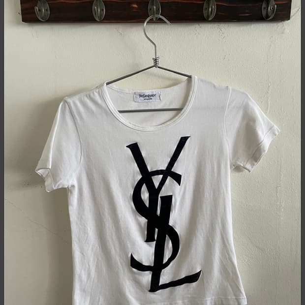 입생로랑 YSL 여자 반팔 티셔츠