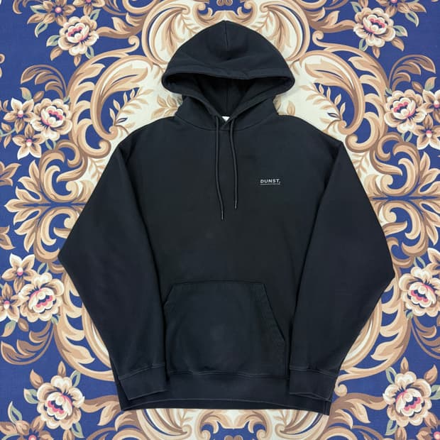 (L)던스트 Dunst 베이직로고 후드티셔츠(블랙)