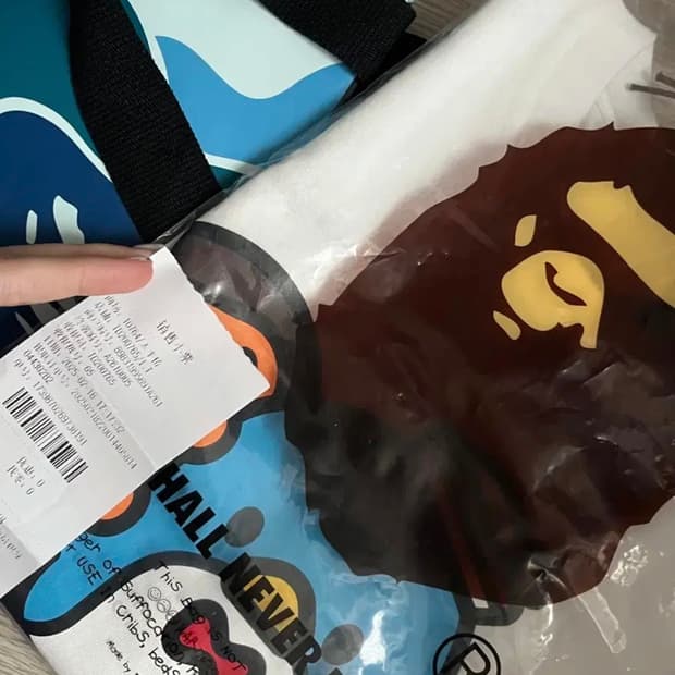 bape 산리오 베이프 턱시도샘 xs 새상품