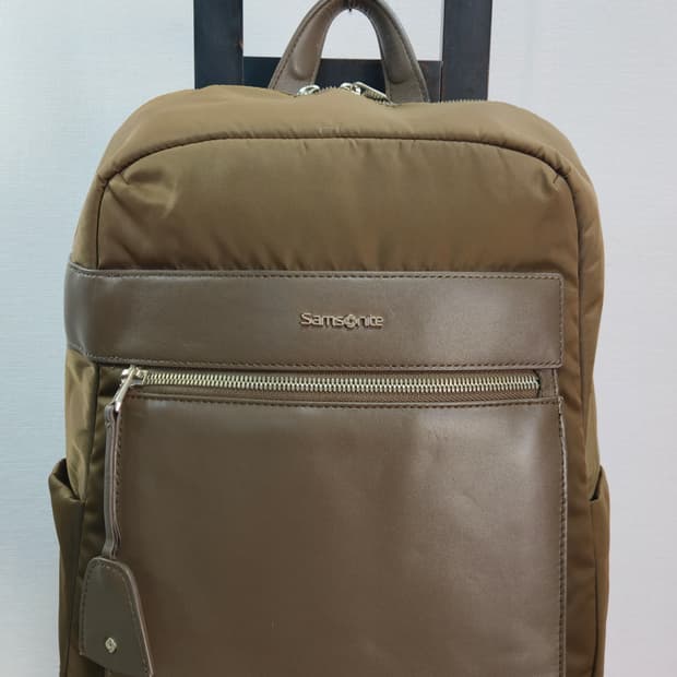쌤소나이트의 APLEY 백팩 브라운 색상