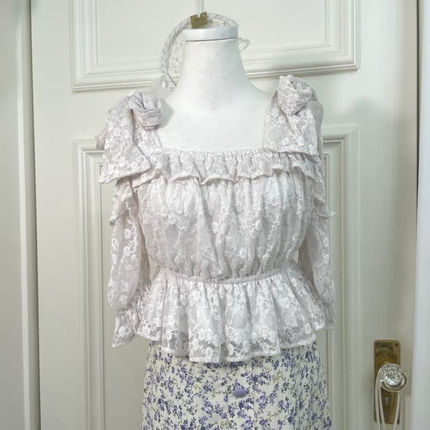 MICHELL MACARON white lace off-shoulder 