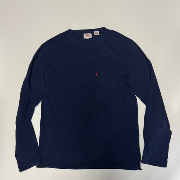 여성 리바이스 미니멀 원 포켓 긴팔 티셔츠 S 네이비