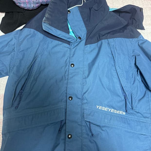 YESEYESEE 바람막이 M