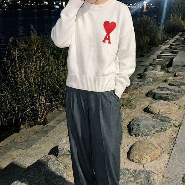 아미 드 꾀르 니트 스웨터