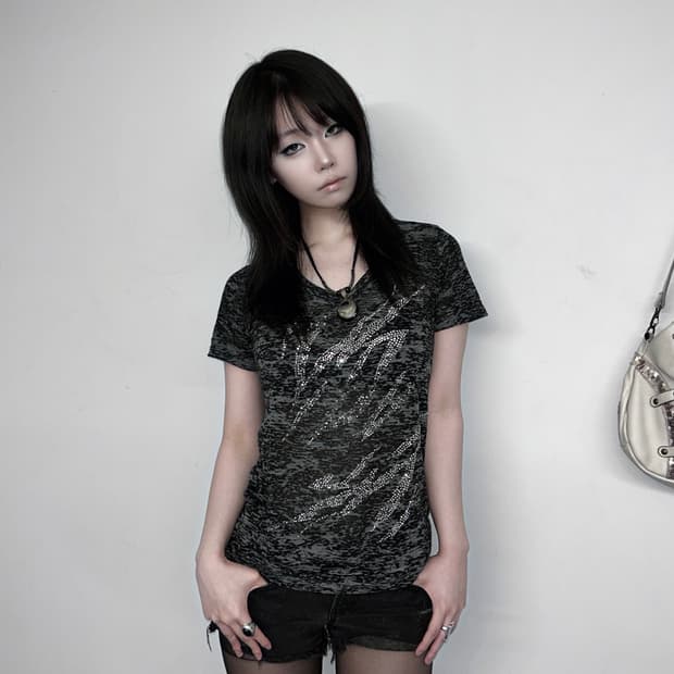 Y2k 펑크 라인스톤 그래픽 슬림 티셔츠