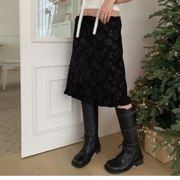 (새상품) 프릴 로즈 미디스커트