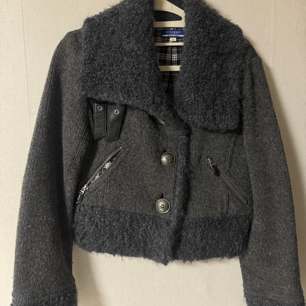 버버리 블루 라벨 그레이 크롭 울자켓