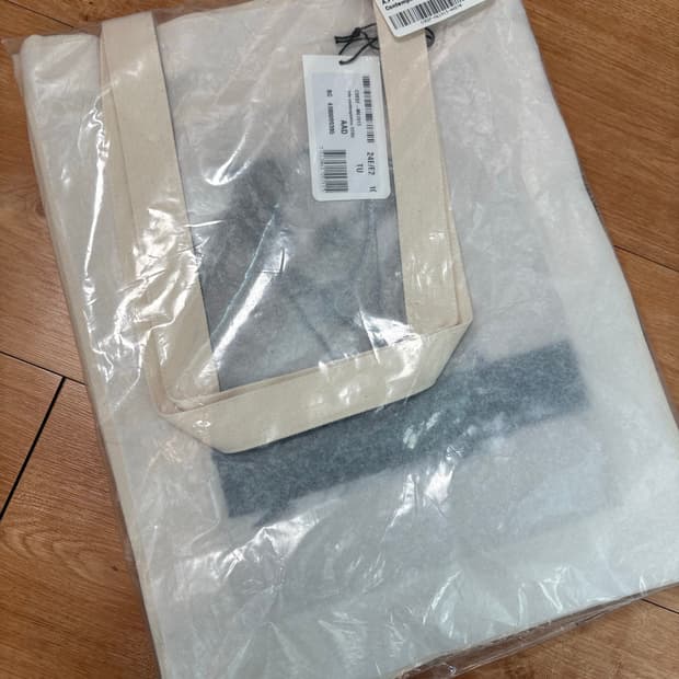 아페쎄 x 나타샤 램지 레비 컨템플레이션 토트백 에크루