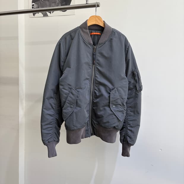 ALPHA INDUSTRIES 항공점퍼