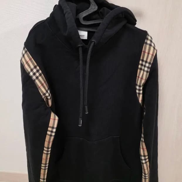 버버리 후드티