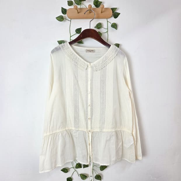 sm2 크로쉐 카라 블라우스