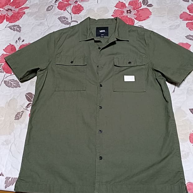 반스 반팔남방 100 가슴57 기장76