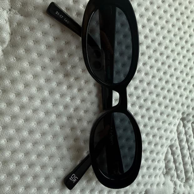 Le specs outta love 오타러브 이효리 윤승아 선글라스