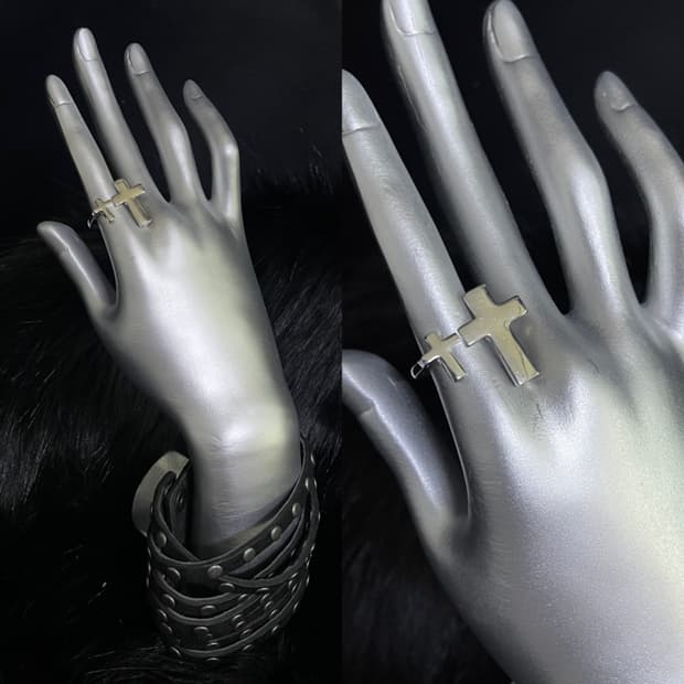 double cross ring