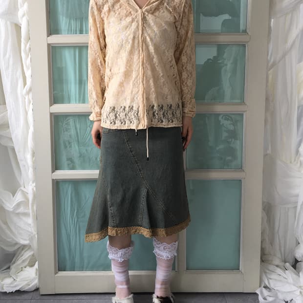 Lace hood zip up