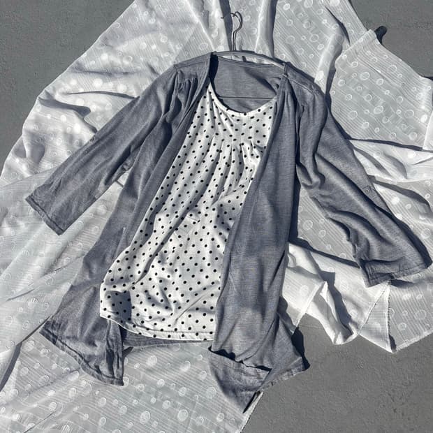 땡땡이 터크 가디건 레이어드 티셔츠