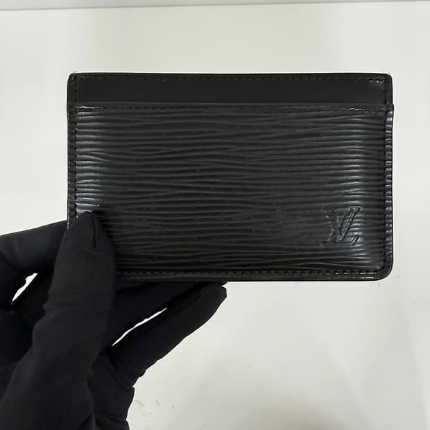 중고 루이비통 카드지갑 에삐 상태 A급 