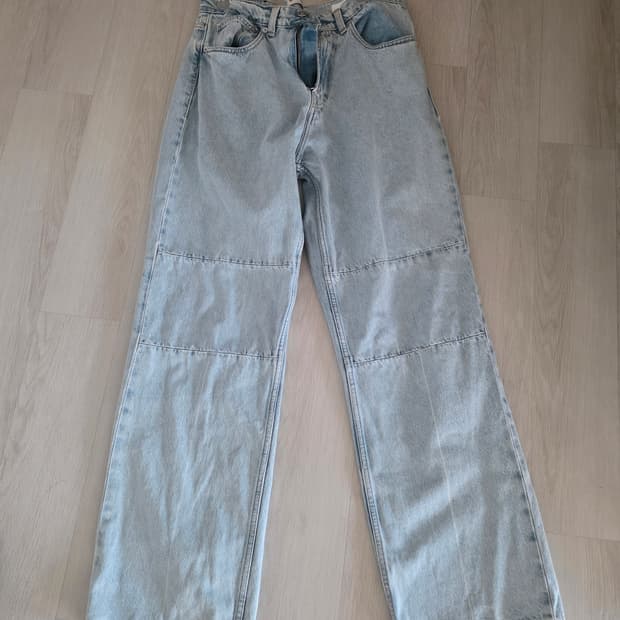 아워레가시 써드컷 슈퍼라이트 30사이즈 판매합니다