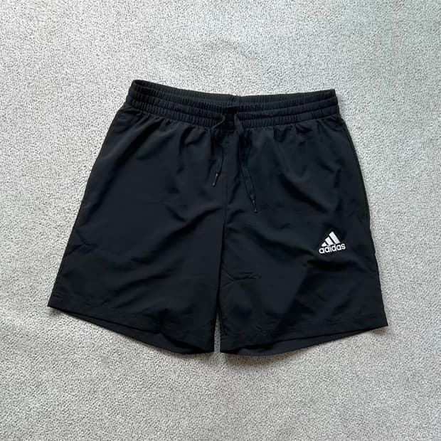 아디다스 에어로레디 에센셜 첼시 쇼츠 XL