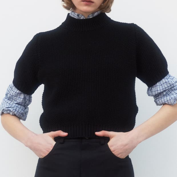 LENUEE 르누이 크로셰 하프넥 니트 탑 반팔니트