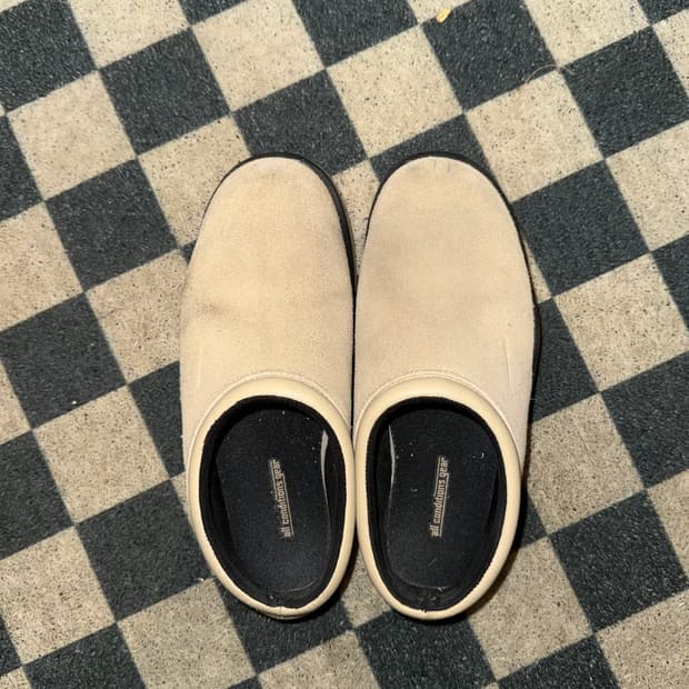 나이키 ACG 루퍼스 라임스톤 앤 블랙 뮬 240 / US 6