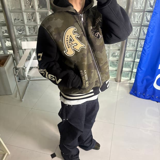 예약/ X AAO crop varsity jacket 크롭 바시티 자켓