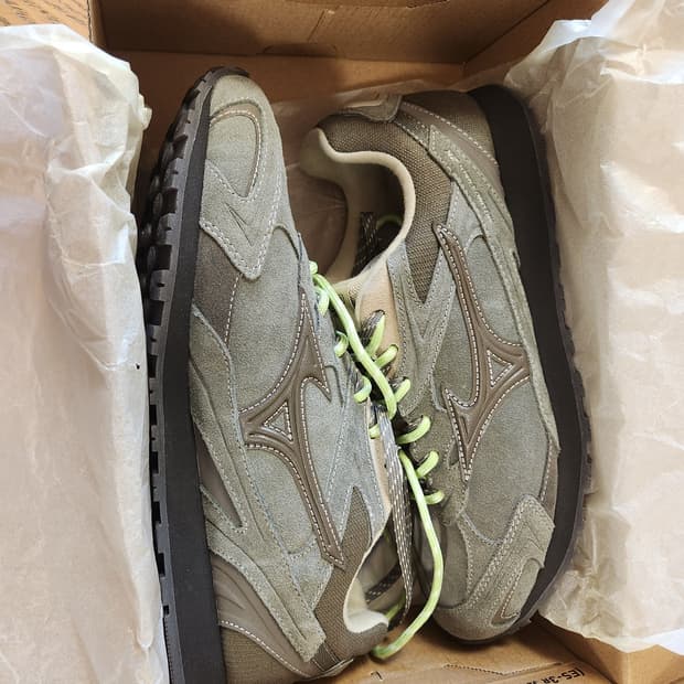 미즈노 LG 60s 2K 스웨이드 운동화 270