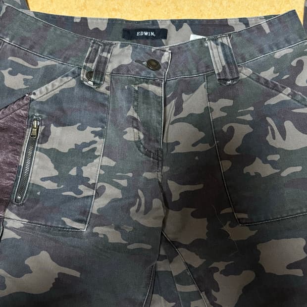 에드윈 카모 팬츠