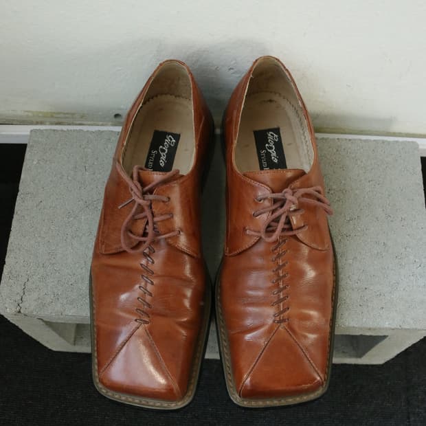 레더 스퀘어토 드레스 슈즈