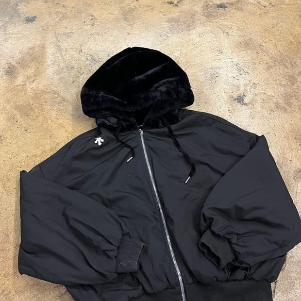 [정품/85] 데상트 리버시블 에코퍼 자켓 b18