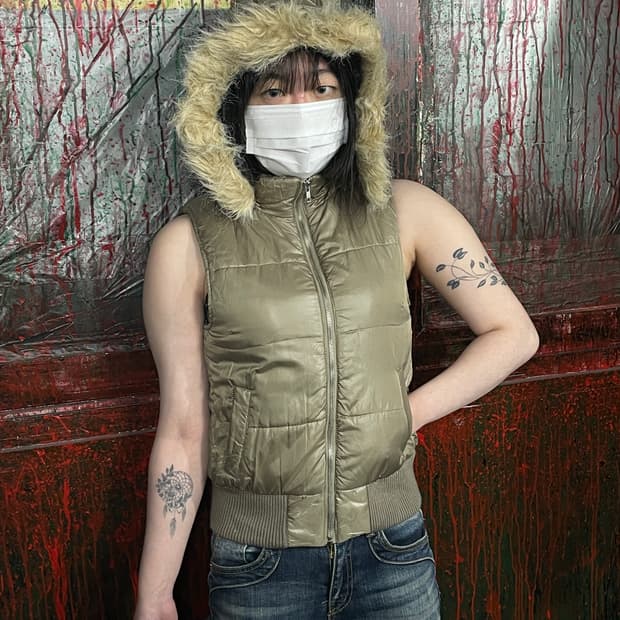 일본 빈티지 퍼 후드 패딩조끼 울프죠 갸루 패딩 베스트 M