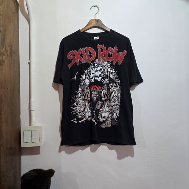 스키드 로우 빈티지 밴드 티셔츠 (Skid Row Band Tee)