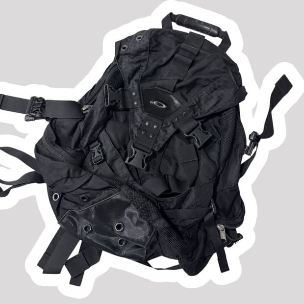 오클리 블랙 아이콘 백팩