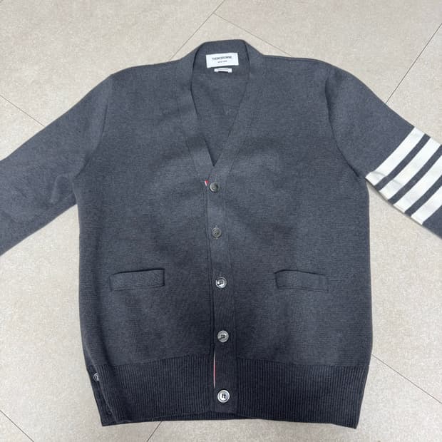 톰브라운 밀라노스티치 가디건 그레이 3사이즈