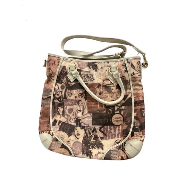 치카로카 Chica Loca 카툰 프린트 토트백