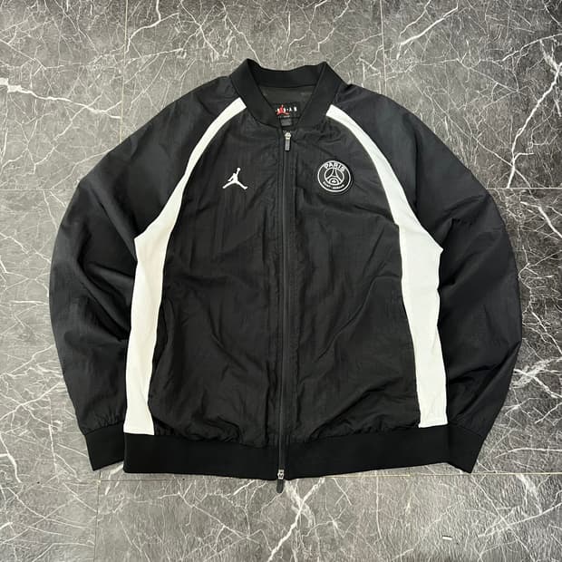 조던 x 파리생제르망 나일론 바람막이 자켓 해외 블랙