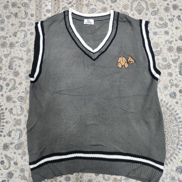 볼칸&아프로디테  곰돌이 자수 니트 베스트 F (66반까지)