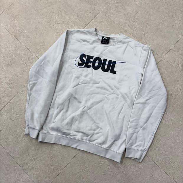 나이키 서울 빅로고 맨투맨