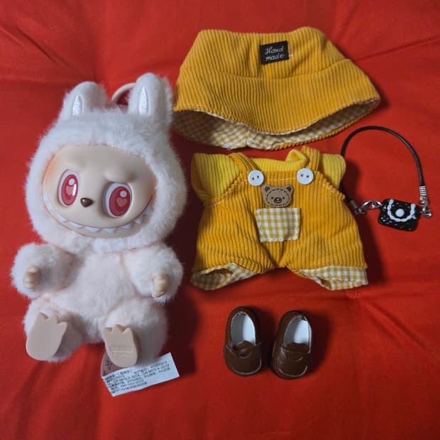 정품)팝마트 라부부 나랑 같이 놀자 인형 시리즈 다다 키링(부끄부끄)