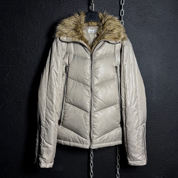 EVOLUTION –  Ivory fur trimmed down jack