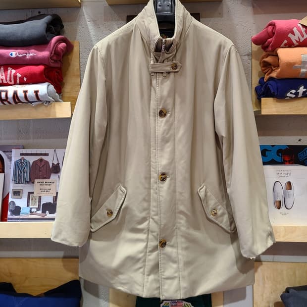 로로피아나 카코트