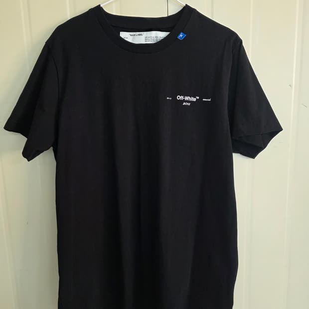 Off-White 블랙 화살표 프린팅 티셔츠 XL